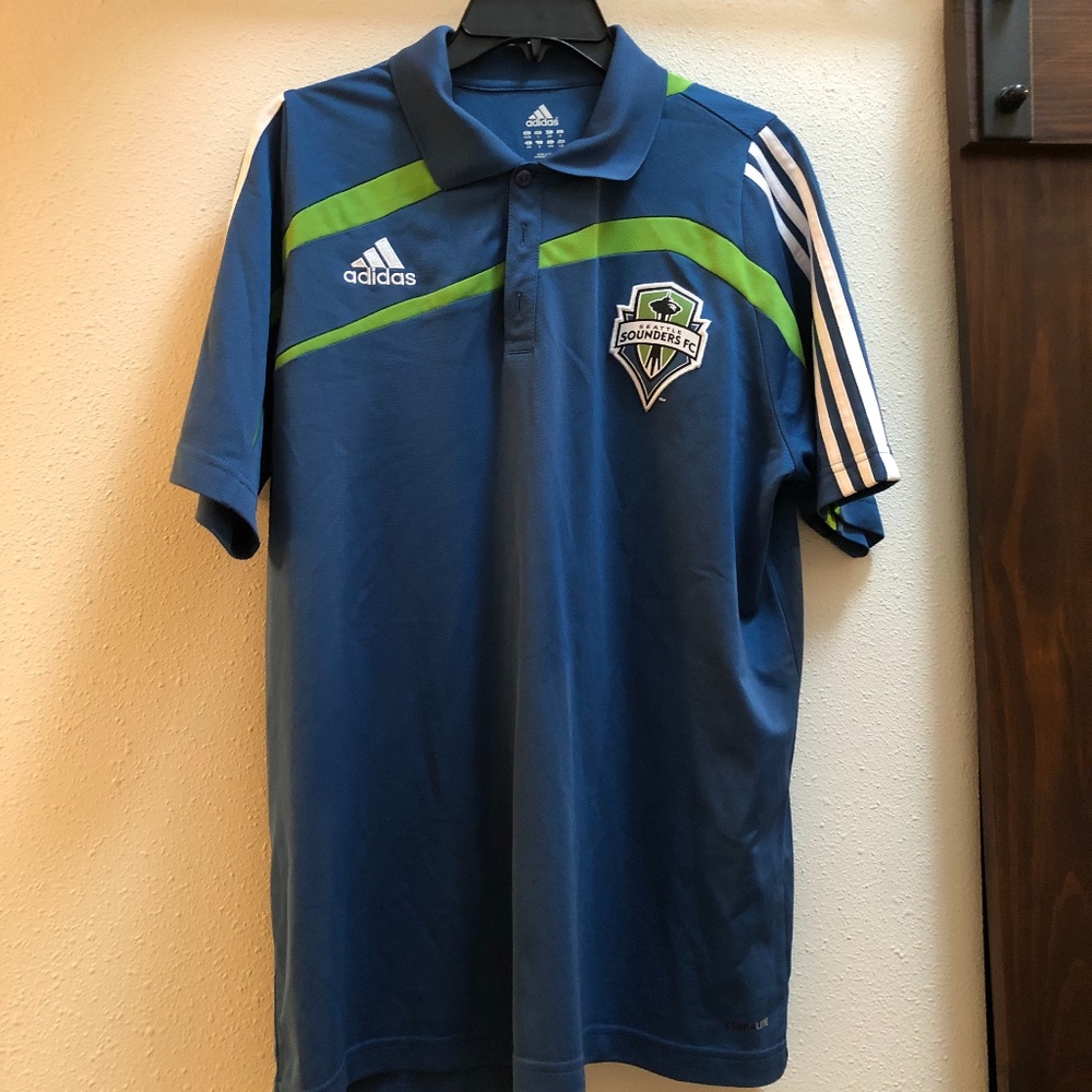 Seattle Sounders Performance Crew shirt - men’s L